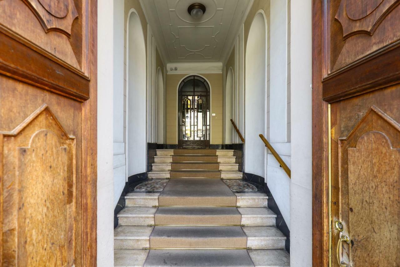 ミラノ House Of Frames Bed & Breakfast エクステリア 写真
